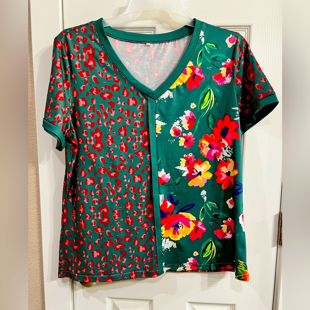 V neck tee